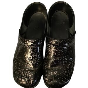 Dansko silver and black size 41 Preowned